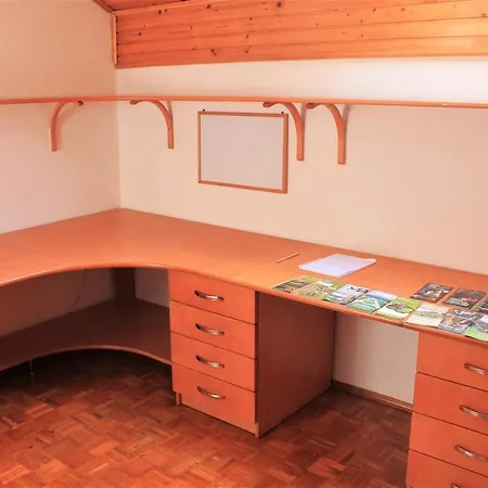 Apartament Prijeten Prostoren Apartma V Hisi Pivka