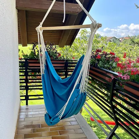 Apartment Prijeten Prostoren Apartma V Hisi Pivka