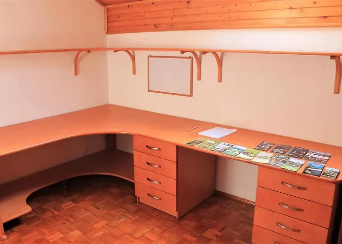 Daire Prijeten Prostoren Apartma V Hisi Pivka