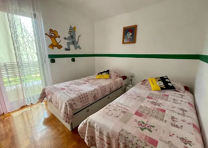 Prijeten Prostoren Apartma V Hisi * Pivka